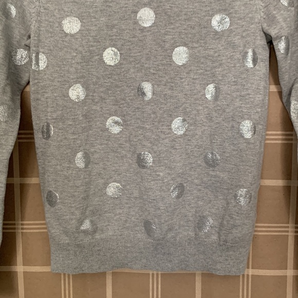 Ann Taylor, XS, Silver Polka Dot Pull Over - Picture 6 of 10